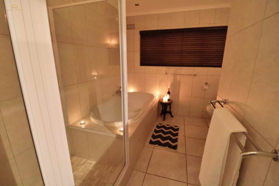 4 Bedroom Property for Sale in Bettys Bay Western Cape